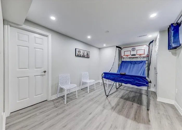 Stunning 7 Bedroom Rougeview Home With 2 Kitchens, 5 Bathrooms, Amazing Backyard & 8-Car Parking